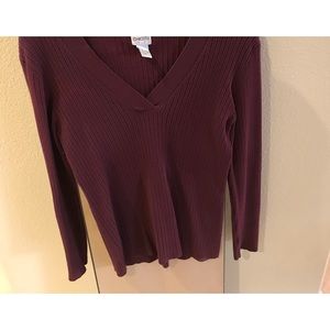 Chicos burgundy long sleeve sweater